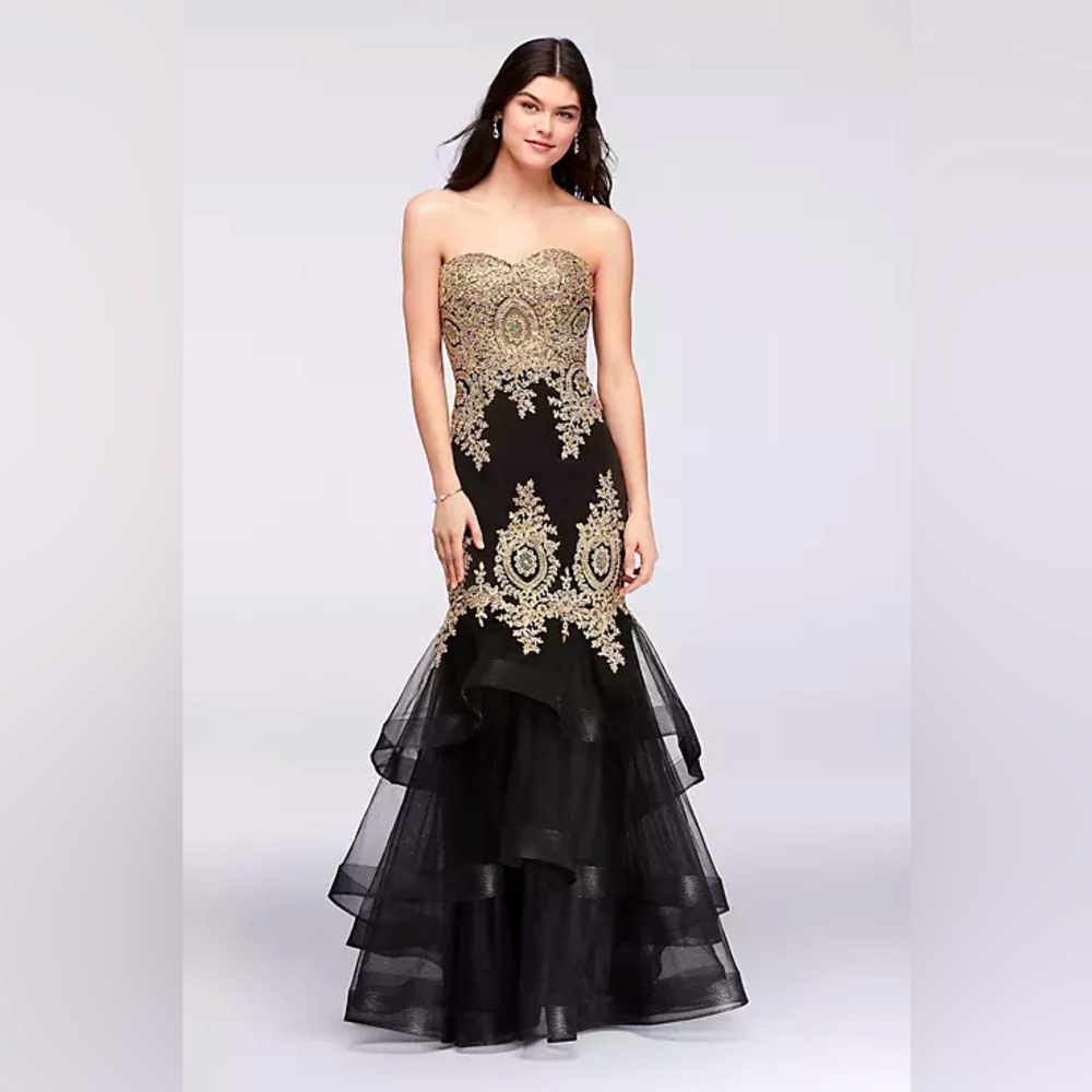 David’s Bridal Night Studio Embroidered Mermaid Gown Size 0 New wt Tags!